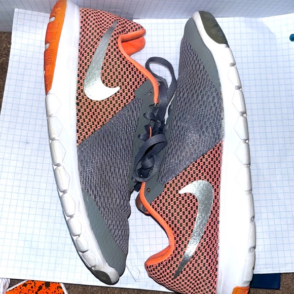 Nike Womens Flex Experience Rn 6 Running Shoe pink white and grey - Picture 1 of 3